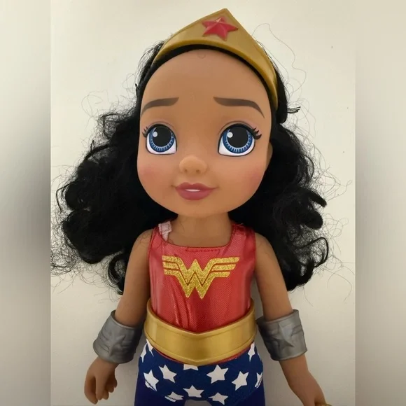 DC Super Hero Girls Wonder Woman Toddler Doll 15" 2017 Jakks - Picture 4 of 8